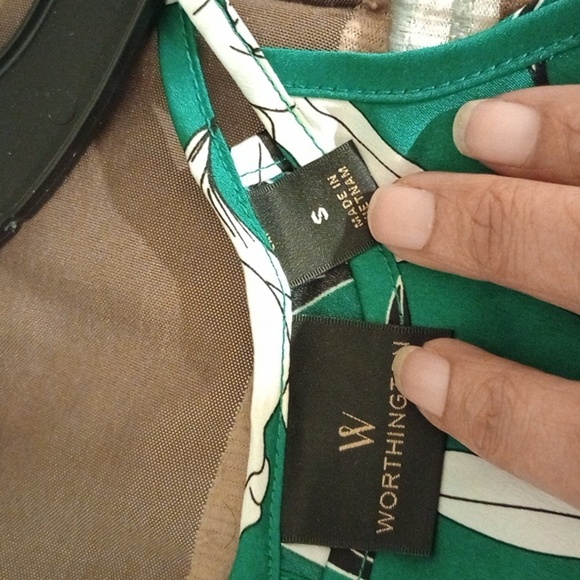 Green Floral Halter Top - Picture 3 of 4